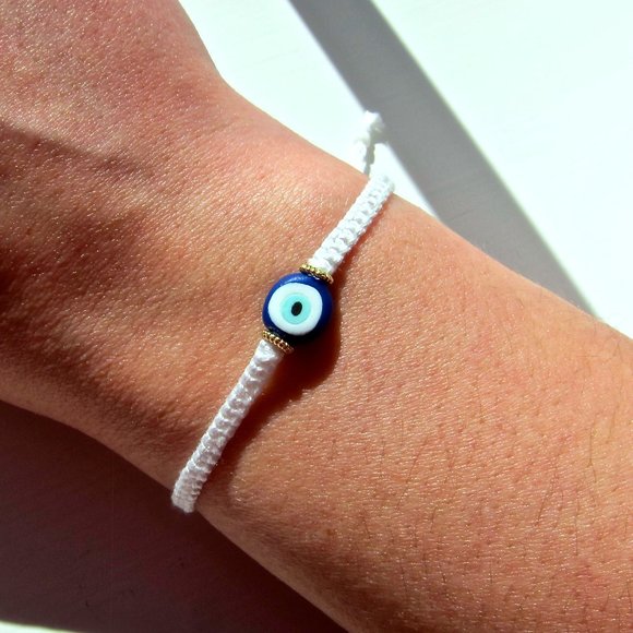 Handmade Clay Bead Evil Eye Macrame Bracelet - Picture 4 of 6
